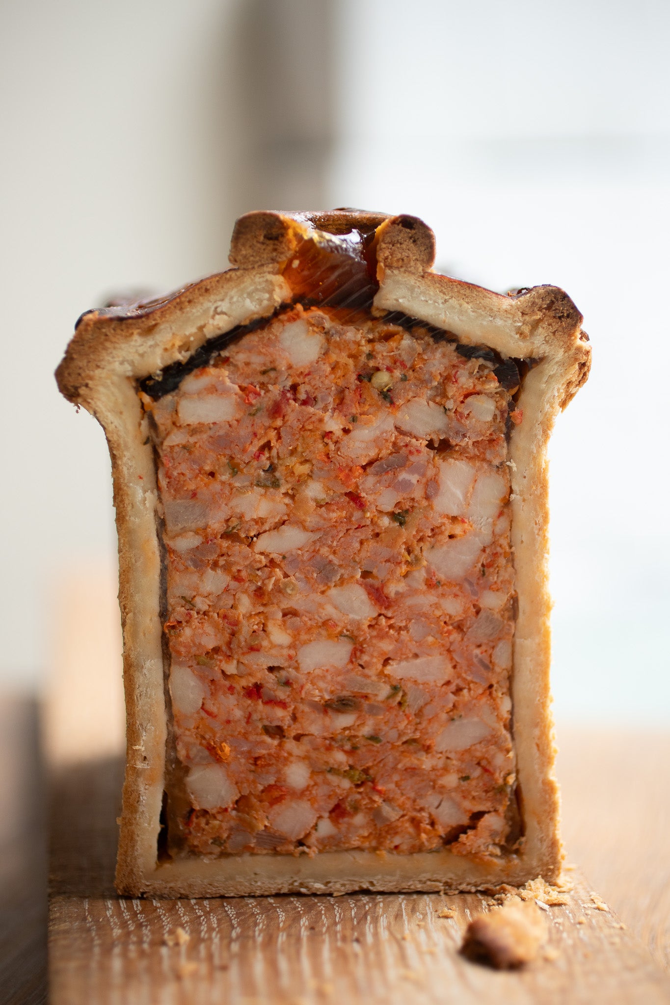 Pâté en Croûte de Cochon en Piperade