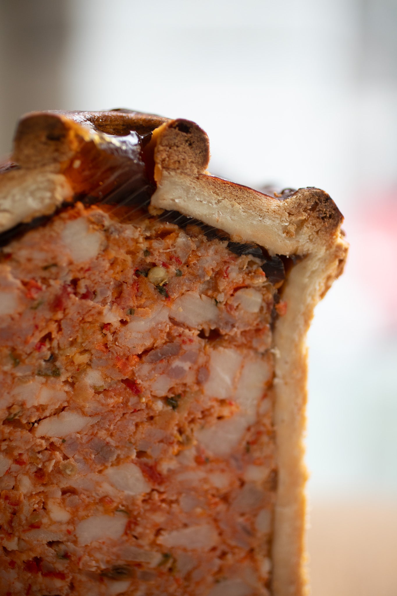 Pâté en Croûte de Cochon en Piperade