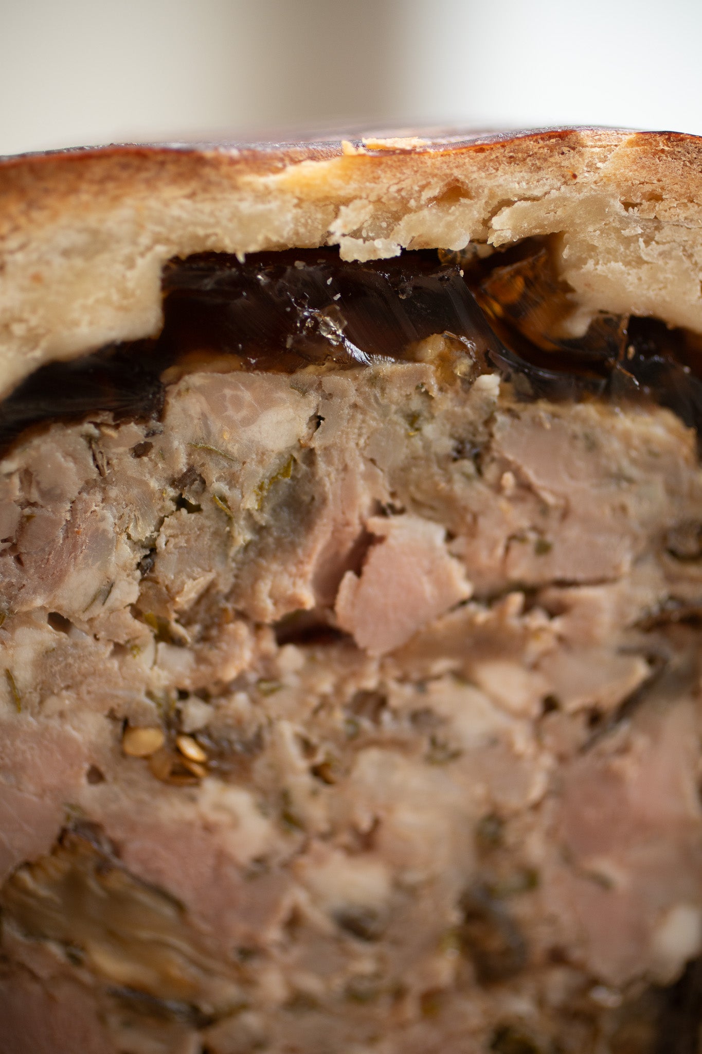 Pâté en Croûte d’Aubergine Fumée